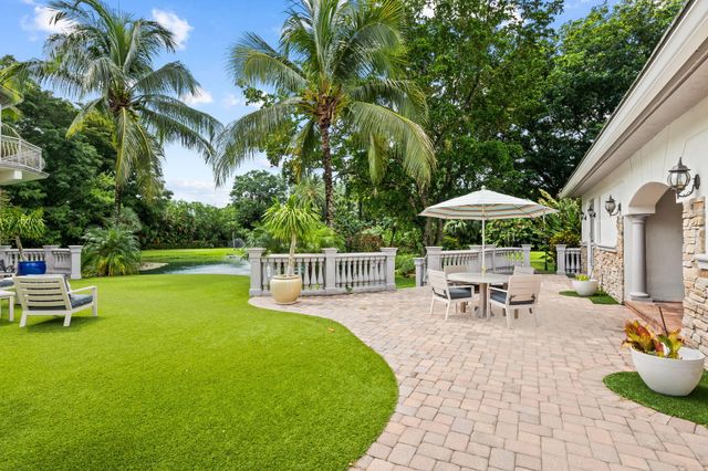 8950 NW 70th Court, Parkland, FL 33067