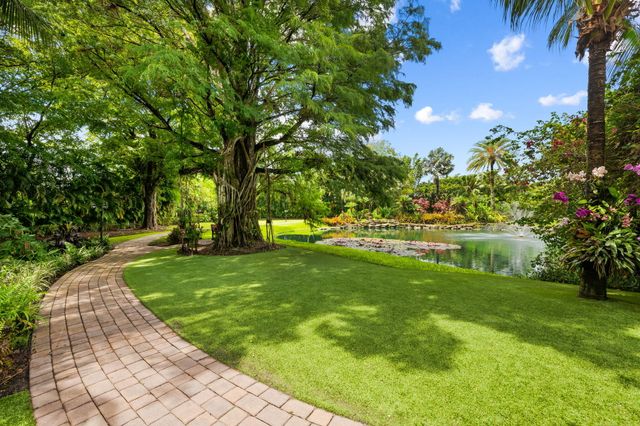 8950 NW 70th Court, Parkland, FL 33067