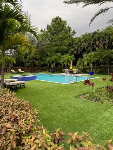 8950 NW 70th Court, Parkland, FL 33067