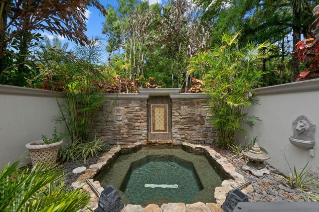 8950 NW 70th Court, Parkland, FL 33067