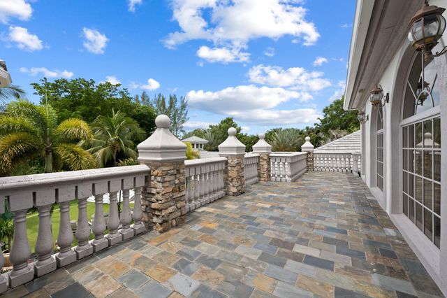 8950 NW 70th Court, Parkland, FL 33067