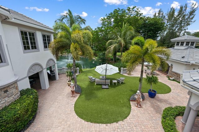 8950 NW 70th Court, Parkland, FL 33067