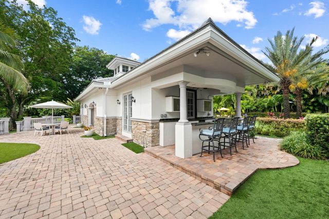 8950 NW 70th Court, Parkland, FL 33067