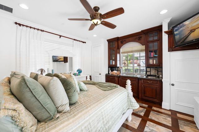 8950 NW 70th Court, Parkland, FL 33067