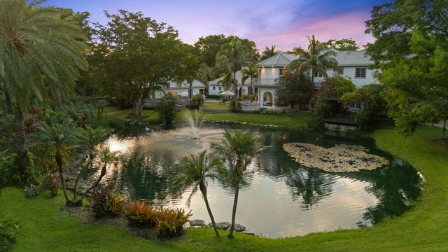 8950 NW 70th Court, Parkland, FL 33067