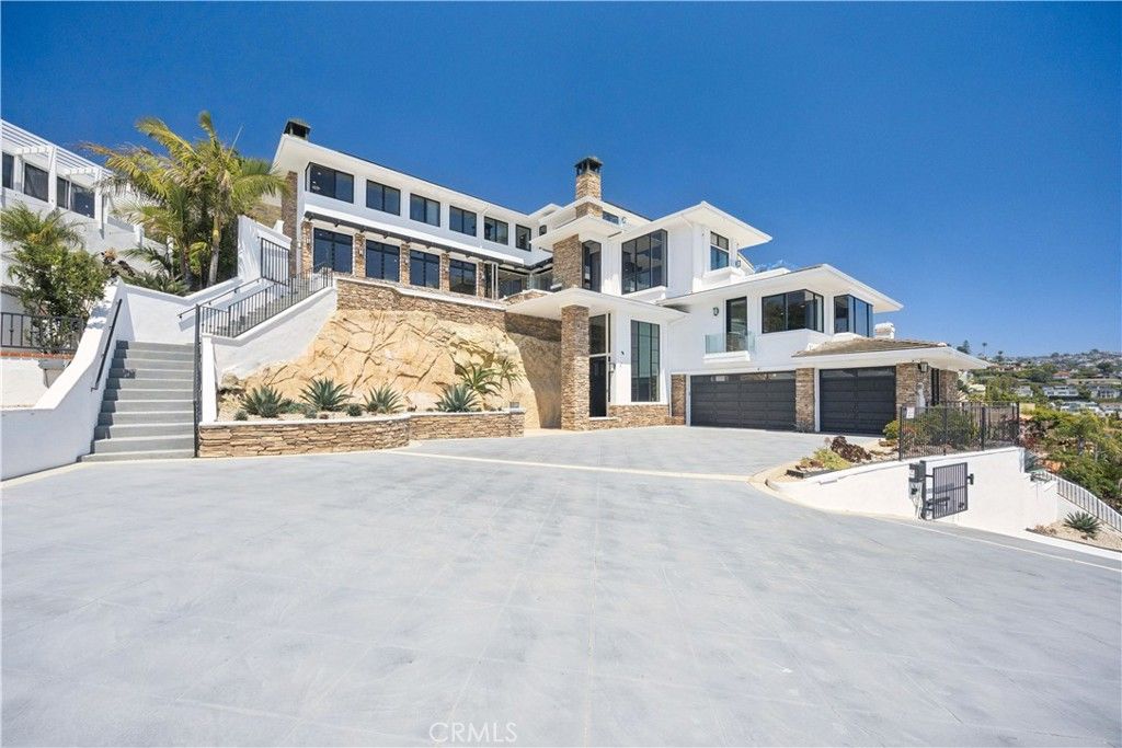 1076 Skyline Drive, Laguna Beach, CA 92651 — exterior
