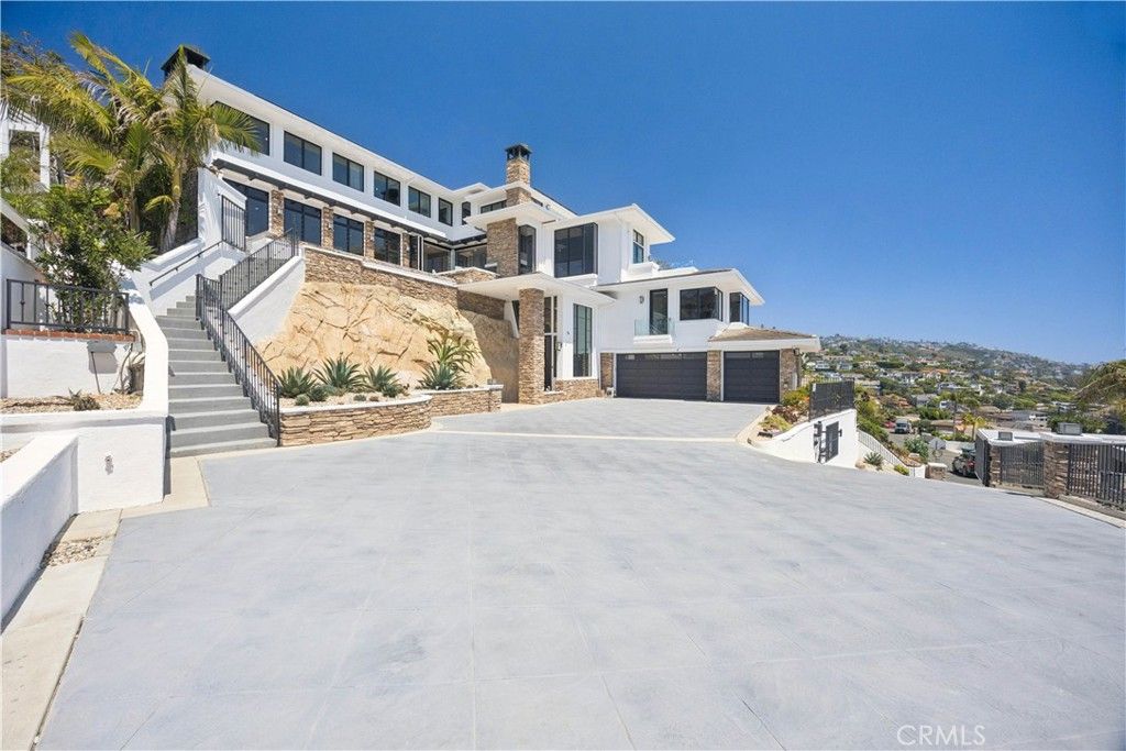 1076 Skyline Drive, Laguna Beach, CA 92651 — photo 2