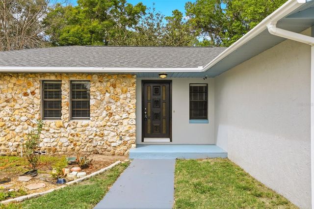 303 EVERGREEN COURT, Apopka, FL 32712