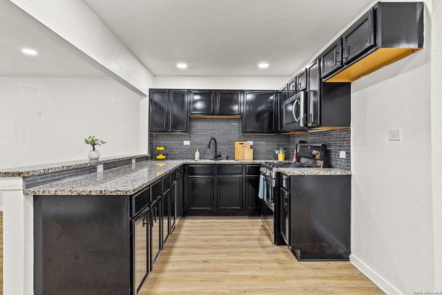 1031 thorain, San Antonio, TX 78201