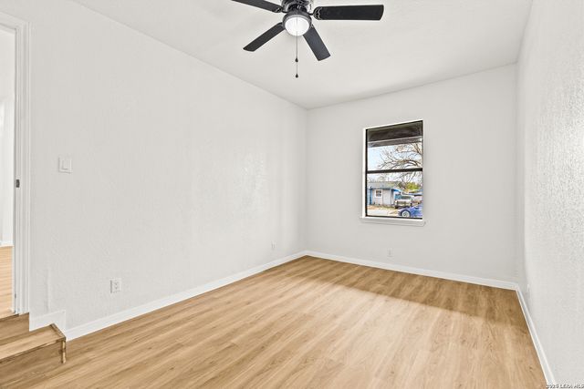 1031 thorain, San Antonio, TX 78201