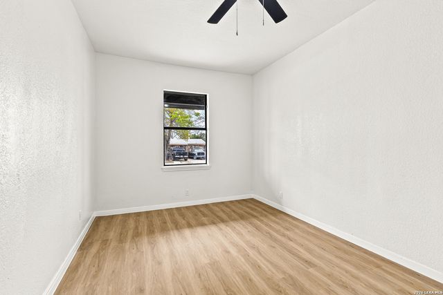 1031 thorain, San Antonio, TX 78201