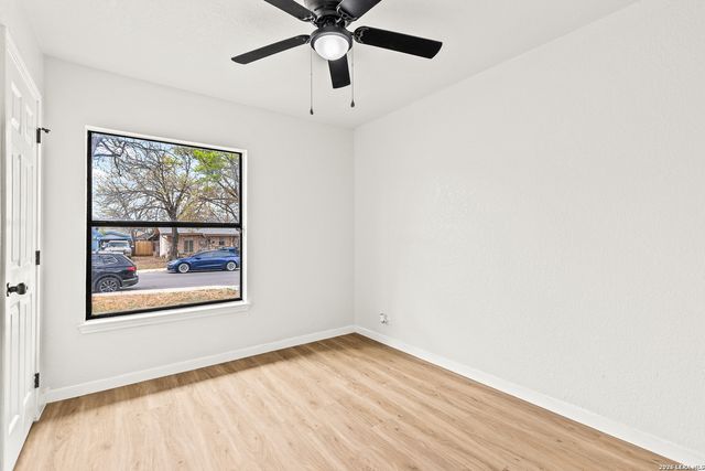 1031 thorain, San Antonio, TX 78201