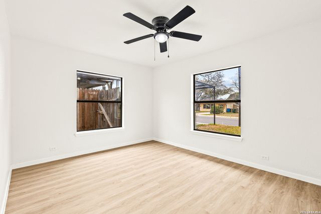 1031 thorain, San Antonio, TX 78201