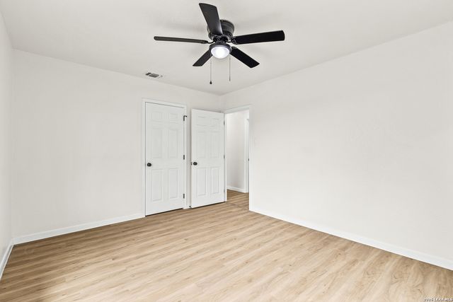 1031 thorain, San Antonio, TX 78201