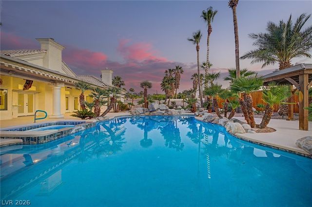 2869 Duneville Street, Las Vegas, NV 89146