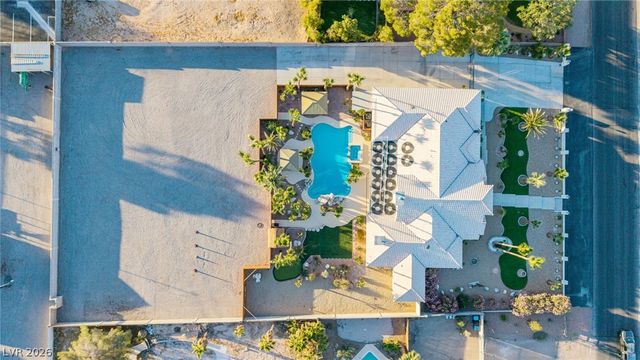 2869 Duneville Street, Las Vegas, NV 89146