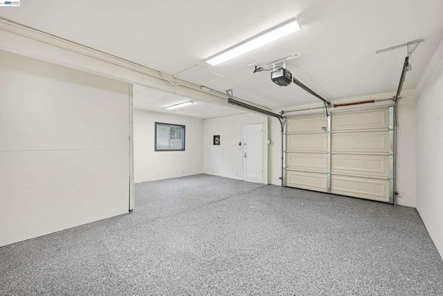 22 Garden Rd, Alameda, CA 94502