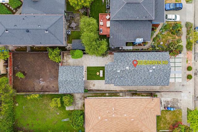 22 Garden Rd, Alameda, CA 94502
