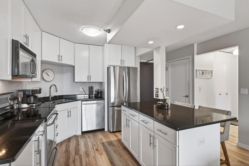 401 S 1st Street 518, Minneapolis, MN 55401 — photo 4