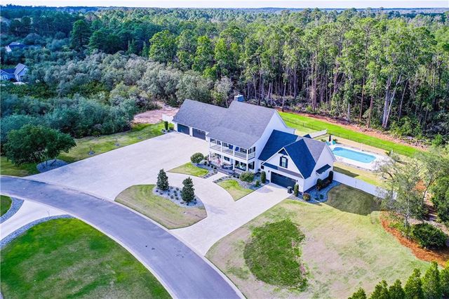 116 Plantation Pines Drive, Blackshear, GA 31516