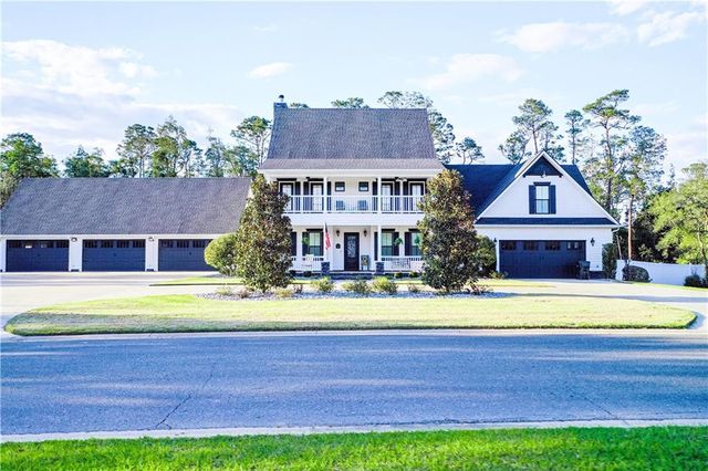 116 Plantation Pines Drive, Blackshear, GA 31516