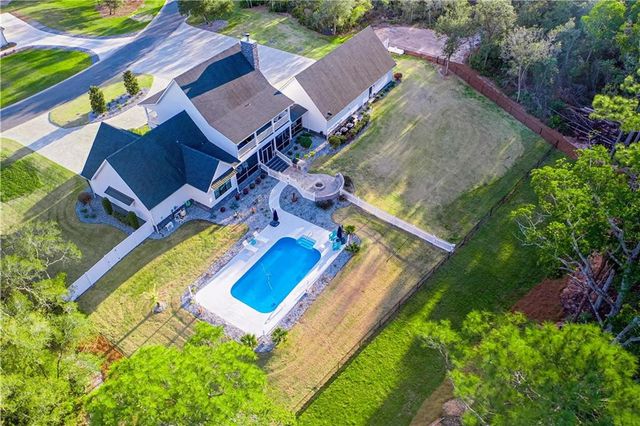 116 Plantation Pines Drive, Blackshear, GA 31516