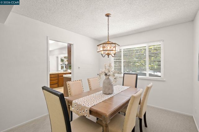 721 Black Point Pl, Clayton, CA 94517