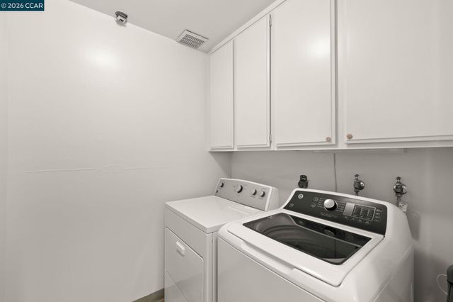 721 Black Point Pl, Clayton, CA 94517