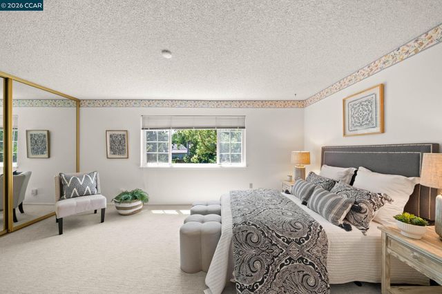 721 Black Point Pl, Clayton, CA 94517