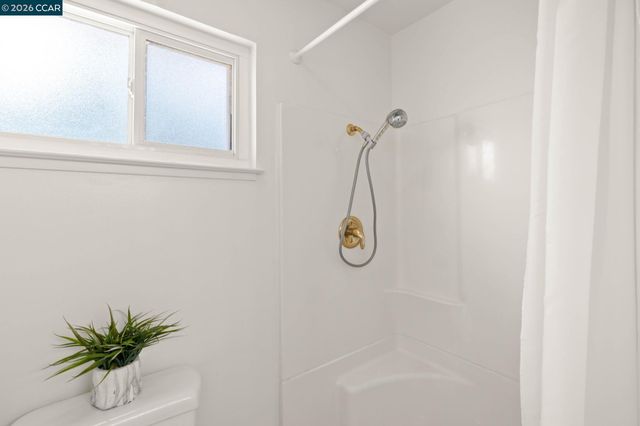 721 Black Point Pl, Clayton, CA 94517