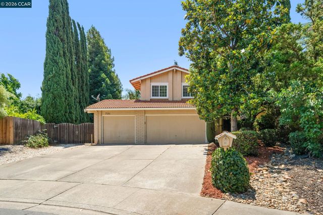 721 Black Point Pl, Clayton, CA 94517