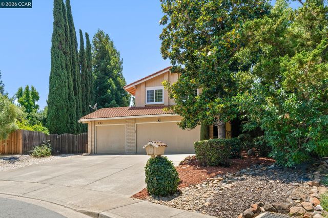 721 Black Point Pl, Clayton, CA 94517