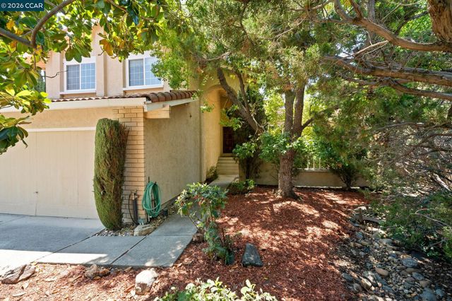721 Black Point Pl, Clayton, CA 94517