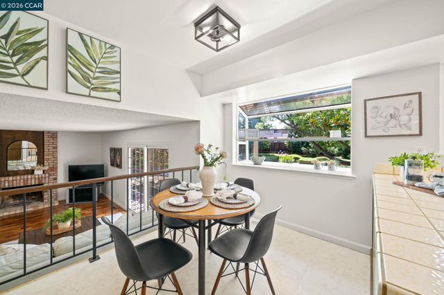 721 Black Point Pl, Clayton, CA 94517