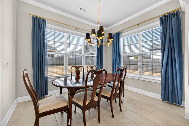 6414 S 62nd Street, Rogers, AR 72758