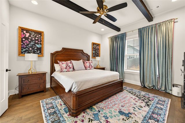 6414 S 62nd Street, Rogers, AR 72758