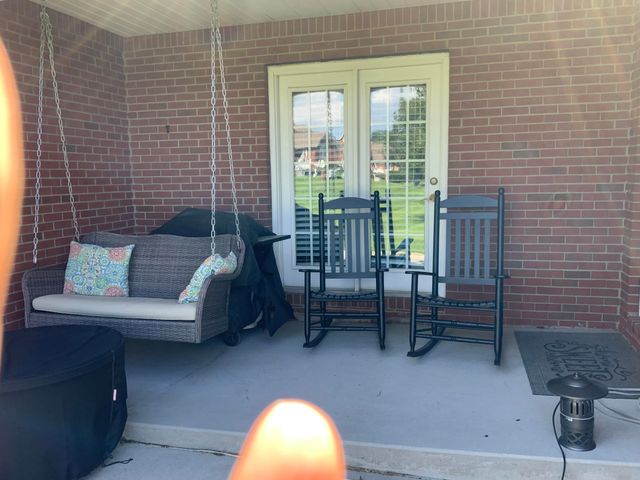 42 St Annes Court, Somerset, KY 42503