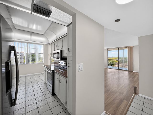 1200 Saint Charles Place 619, Pembroke Pines, FL 33026