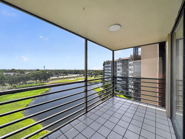 1200 Saint Charles Place 619, Pembroke Pines, FL 33026