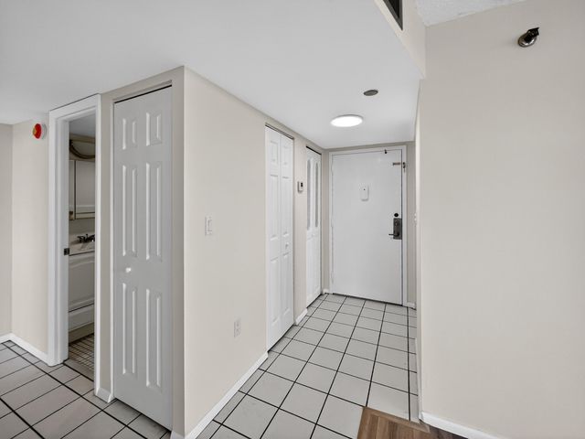 1200 Saint Charles Place 619, Pembroke Pines, FL 33026