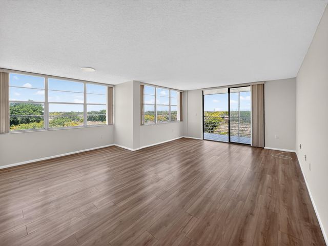 1200 Saint Charles Place 619, Pembroke Pines, FL 33026