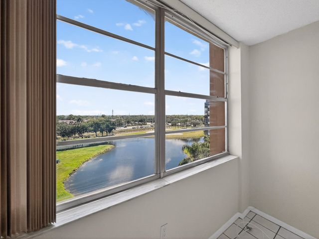 1200 Saint Charles Place 619, Pembroke Pines, FL 33026
