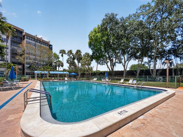 1200 Saint Charles Place 619, Pembroke Pines, FL 33026