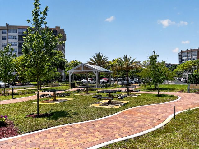 1200 Saint Charles Place 619, Pembroke Pines, FL 33026