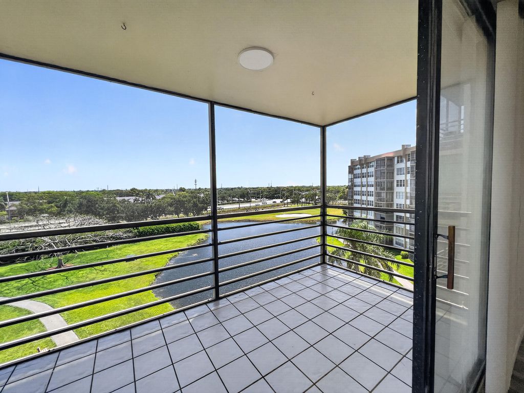 1200 Saint Charles Place 619, Pembroke Pines, FL 33026