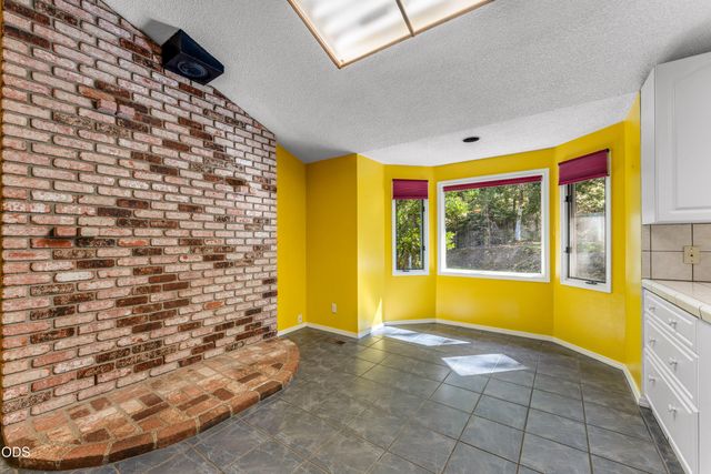 387 Carrollwood Drive, Grants Pass, OR 97527