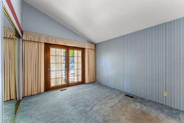 387 Carrollwood Drive, Grants Pass, OR 97527
