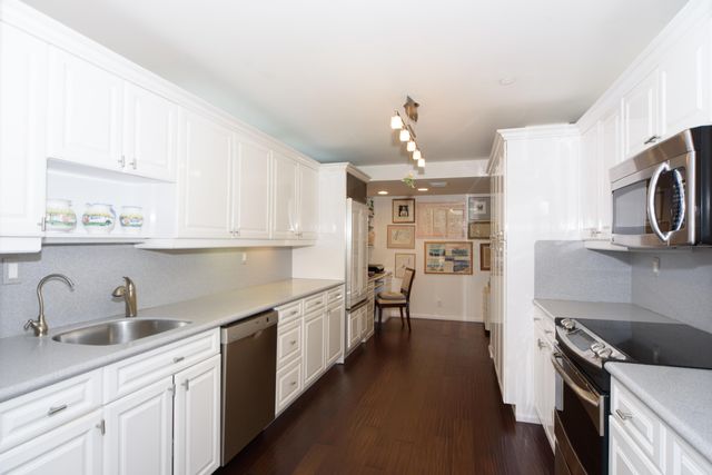 2917 S Ocean Boulevard 1104, Highland Beach, FL 33487