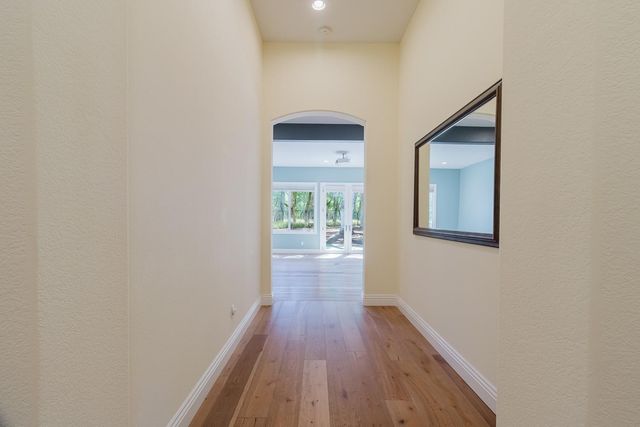 216 Tail Race Ct, Roseville, CA 95747