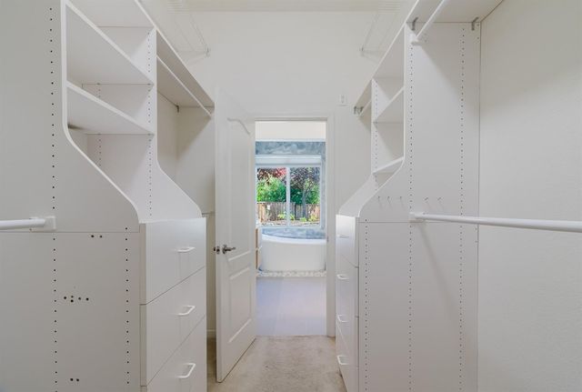 216 Tail Race Ct, Roseville, CA 95747